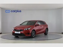 Rojo Usado 2022 Kia Ceed Berlina | 16.990 € (Precio justo)