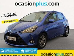 Azul Usado 2018 Toyota Yaris Hybrid Active Utilitario | 15.446 € (Precio justo)