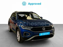 Azul Usado 2024 VW T-Roc SUV | 25.590 € (Precio justo)