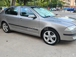 Beige Usado 2008 Skoda Octavia Elegance Berlina | 5300 € (Buen precio)