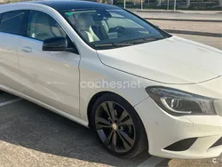 Blanco Usado 2019 Mercedes CLA200 Shooting Brake Familiar | 18.500 € (Precio justo)
