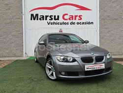 Gris / plata Usado 2010 BMW 325 Sport Line Coupe | 15.900 €