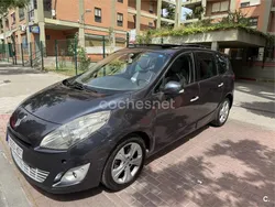 Negro Usado 2012 Renault Grand Scénic III Privilege Monovolumen | 4350 € (Super precio)