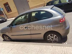 Gris / plata Usado 2003 Seat Ibiza Berlina | 3200 € (Precio justo)