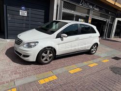 Blanco Usado 2012 Mercedes B180 Monovolumen | 4400 €