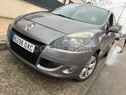 Gris / plata Usado 2010 Renault Scénic III Dynamique Monovolumen | 4500 € (Buen precio)