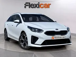 Blanco Usado 2021 Kia Ceed GT-Line Berlina | 14.790 € (Buen precio)