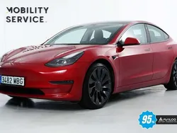 Rojo Usado 2022 Tesla Model 3 Performance Berlina | 39.990 €