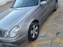 Beige Usado 2006 Mercedes E280 Avantgarde Familiar | 3500 € (Buen precio)