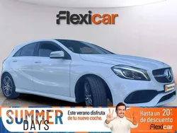 Blanco Usado 2017 Mercedes A180 AMG line Berlina | 18.990 € (Precio justo)