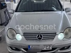 Gris / plata Usado 2006 Mercedes C220 Sport Edition Berlina | 3300 € (Super precio)