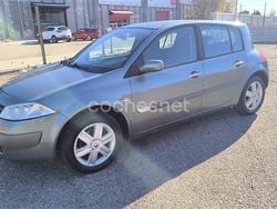 Verde Usado 2005 Renault Mégane II Dynamique Berlina | 2500 € (Precio justo)