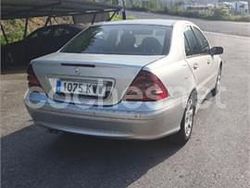 Gris / plata Usado 2004 Mercedes C220 Elegance Berlina | 3800 € (Precio justo)