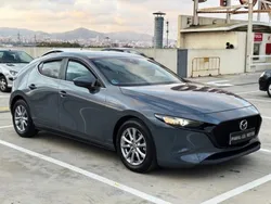 Gris Usado 2019 Mazda 3 Utilitario | 18.900 € (Precio justo)