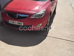 Rojo Usado 2012 Opel Astra Enjoy Familiar | 6100 € (Precio justo)
