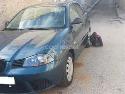 Azul Usado 2007 Seat Ibiza Reference Berlina | 3800 € (Un poco caro)