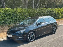 Negro Usado 2014 Opel Astra Berlina | 8990 €