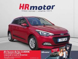 Rojo Usado 2016 Hyundai i20 Active Utilitario | 8890 € (Precio justo)