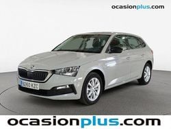 Gris Usado 2019 Skoda Scala First Edition Utilitario | 17.182 € (Precio justo)