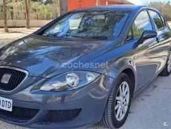 Gris / plata Usado 2006 Seat Leon Sport Berlina | 4100 €