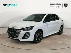 Blanco Usado 2024 Peugeot 208 Allure Utilitario | 15.000 € (Precio justo)