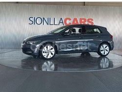 Azul Usado 2022 VW Golf VIII Life Berlina | 22.900 € (Precio justo)