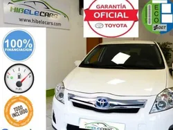 Blanco Usado 2011 Toyota Auris Hybrid Berlina | 9250 € (Precio justo)