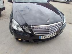 Negro Usado 2009 Mercedes E200 Berlina | 11.000 € (Precio justo)