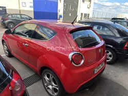 Rojo Usado 2011 Alfa Romeo MiTo Distinctive Utilitario | 4700 € (Precio justo)