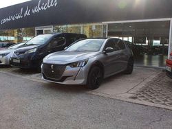 Gris Usado 2023 Peugeot 208 GT Utilitario | 17.850 €