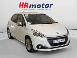 Gris Usado 2017 Peugeot 208 Style Utilitario | 7990 € (Precio justo)