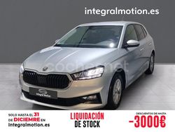 Gris Usado 2025 Skoda Fabia Selection Utilitario | 20.300 € (Precio justo)