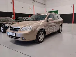 Beige Usado 2006 Chevrolet Nubira SX Familiar | 2390 € (Precio justo)
