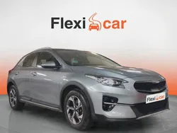 Gris Usado 2022 Kia XCeed SUV | 15.390 € (Precio justo)