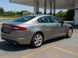 Gris / plata Usado 2011 Jaguar XJ Premium Luxury Berlina | 7000 €
