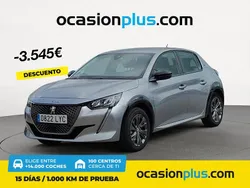 Gris Usado 2022 Peugeot e-208 Active Utilitario | 16.999 € (Precio justo)