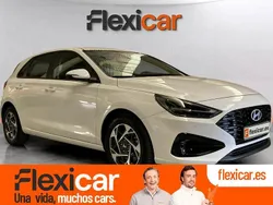 Blanco Usado 2024 Hyundai i30 Berlina | 20.890 € (Precio justo)