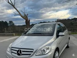 Gris / plata Usado 2011 Mercedes B180 Monovolumen | 9900 €