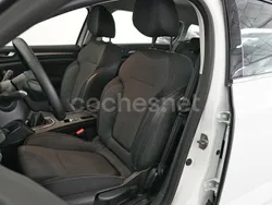 Blanco Usado 2023 Renault Mégane IV Equilibre Berlina | 20.990 € (Precio justo)