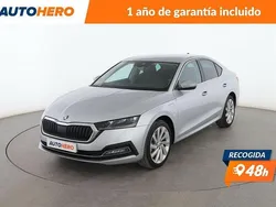 Gris Usado 2022 Skoda Octavia Style Berlina | 24.399 € (Precio justo)
