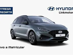 Rojo Nuevo 2025 Hyundai i30 Familiar | 23.740 € (Precio justo)