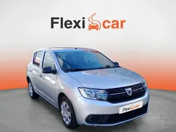 Gris Usado 2019 Dacia Sandero Essentiel Utilitario | 9690 € (Precio justo)