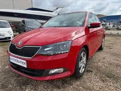 Rojo Usado 2017 Skoda Fabia Ambition Berlina | 8200 € (Precio justo)