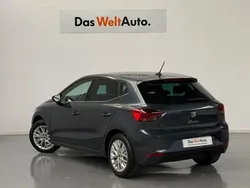 Gris Usado 2024 Seat Ibiza | 17.900 € (Precio justo)