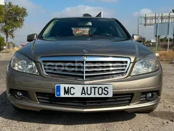 Beige Usado 2010 Mercedes C200 Berlina | 9300 € (Buen precio)