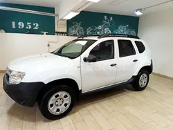 Blanco Usado 2013 Dacia Duster Ambiance SUV | 6990 € (Precio justo)