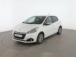 Blanco Usado 2019 Peugeot 208 Signature Sky Utilitario | 9599 € (Buen precio)