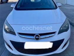 Blanco Usado 2015 Opel Astra Excellence Familiar | 6500 € (Un poco caro)