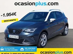 Gris Usado 2023 Seat Arona FR SUV | 19.000 € (Buen precio)