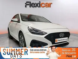 Blanco Usado 2024 Hyundai i30 Berlina | 20.990 € (Precio justo)